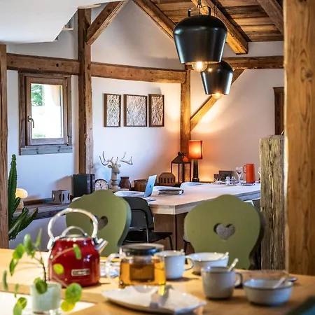 Wanderful Life Montblanc Refuge De Gamme 4*