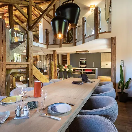 Hotel Wanderful Life Montblanc Refuge De Gamme 4*