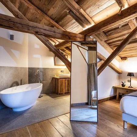 Wanderful Life Montblanc Refuge De Gamme 4*