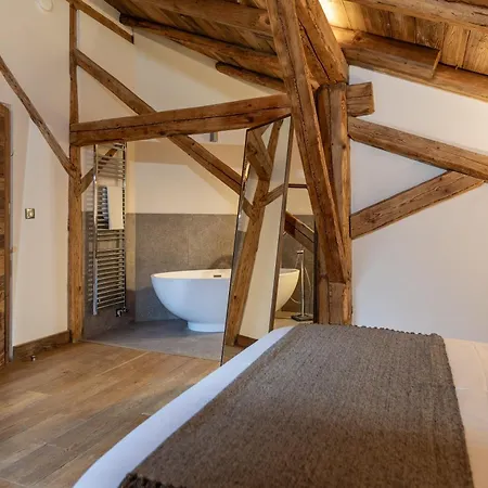 Hotel Wanderful Life Montblanc Refuge De Gamme